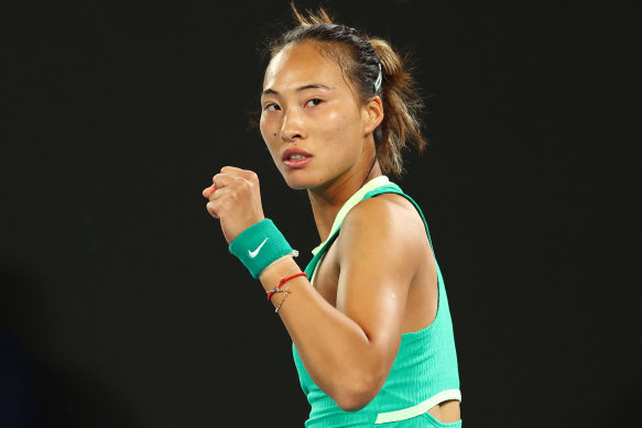 Zheng Qinwen wins her fourth round match to progress to the quarter-finals.