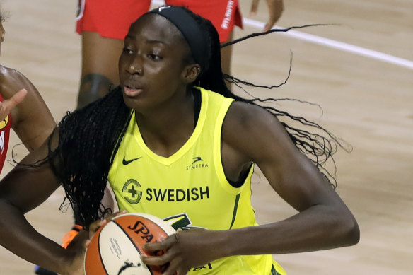 Ezi Magbegor in action for Seattle Storm.