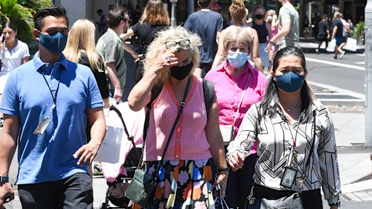 The rapid spread of Omicron means individuals will need to take responsibility for minimising their risk.   