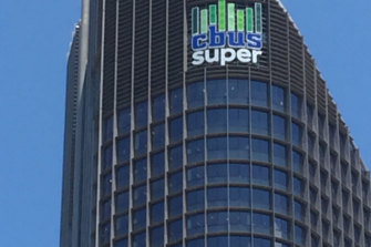 EISS Super and Cbus have signed a merger MoU. 