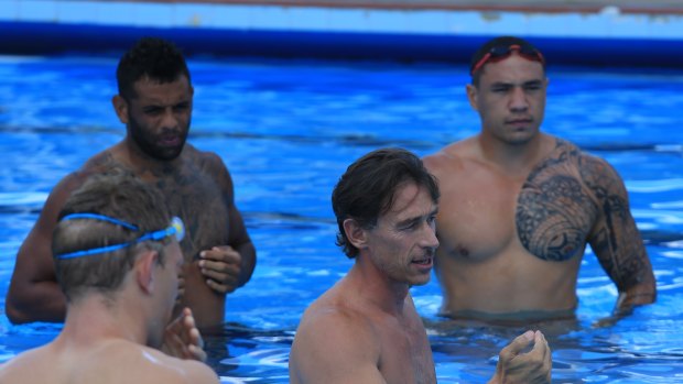 Nam Baldwin explains his methods to the NSW Origin side in Armidale earlier this year.