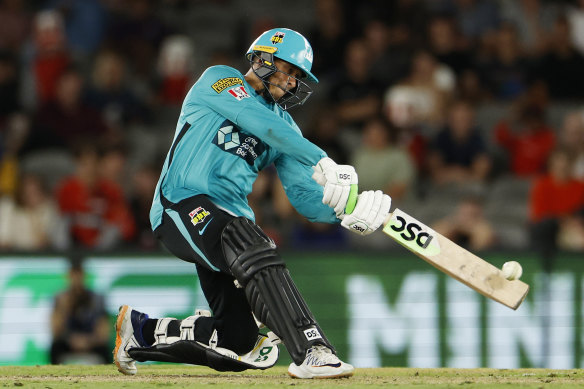 Usman Khawaja top-scored for the Heat in their win over the  Melbourne Renegades.