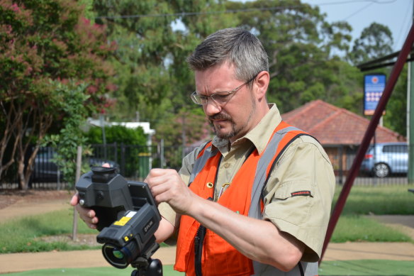 Professor Sebastian Pfautsch is an expert in urban heat.
