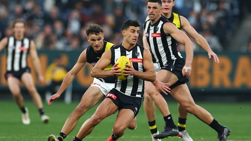 AFL LIVE: Collingwood kick clear of Richmond as two powerhouses collide on Super Saturday