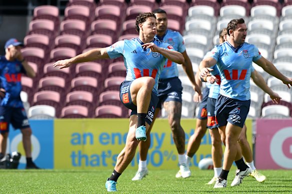 Mark Nawaqanitawase está se preparando para o treino de segunda-feira em Ballymore.