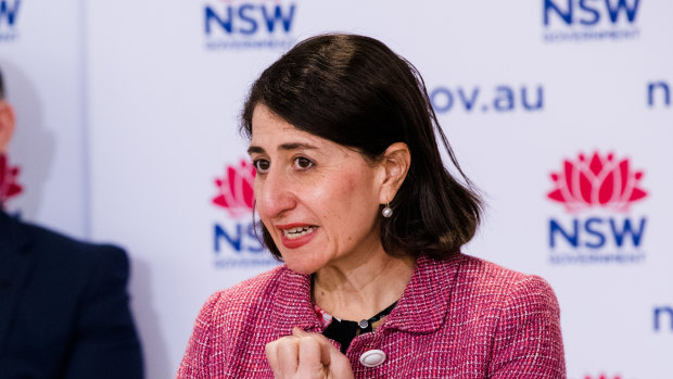 Gladys Berejiklian distances herself from trade job saga in letter to inquiry