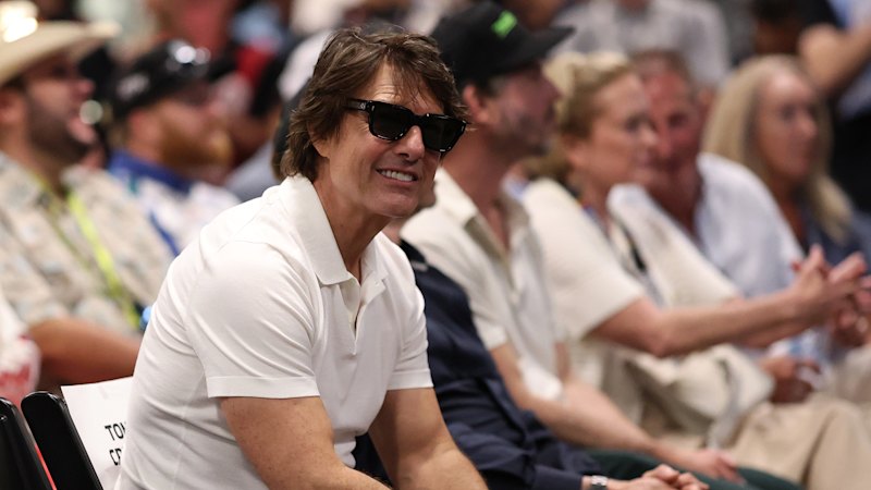 Tom Cruise announces a sequel to Days of Thunder