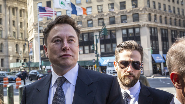 Tesla's $1b loss has Elon Musk considering his options.