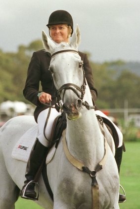  Gillian Rolton won equestrian gold for Australia at the Atlanta Olympics despite riding with a broken rib and collarbone.