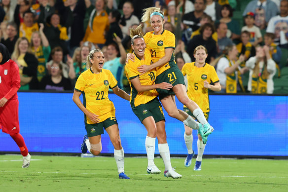 The Matildas celebrate Ellie Carpenter’s 19th-minute goal.