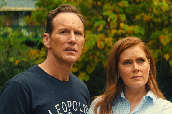 Amy Adams and Patrick Wilson as attorneys Anna and Tom Bowden.
