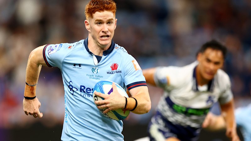 Waratahs lock away Sid the Kid as Lomax debut confirmed