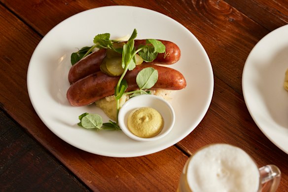 Get $19 currywurst at Hofbrauhaus from 12 to 3pm on weekdays.