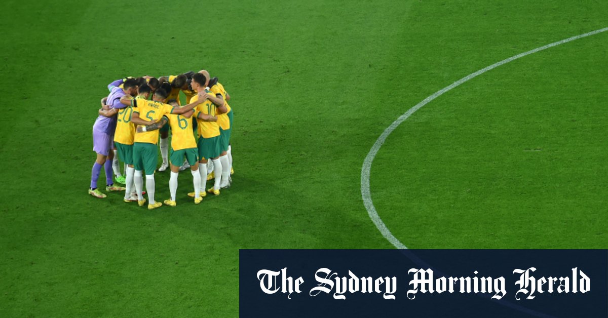 Socceroos entre dans un champ de mines de sport et de politique