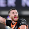 Tigers’ Easter miracle: Hastings nails last-second field goal to shock Eels