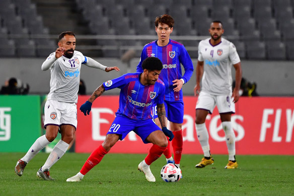 Leandro pulled off the winner for FC Tokyo against Perth Glory in the AFC Champions League at Ajinomoto Stadium on Tuesday night.
