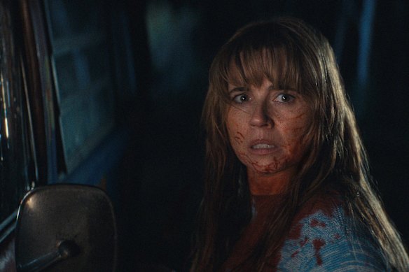 Linda Cardellini as Pamela Voorhees in Crystal Lake.