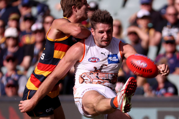 Jesse Hogan starred in his first match as a Giant.