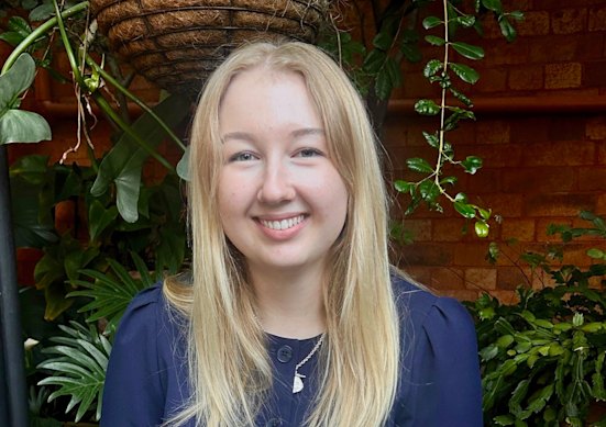 Student Amy Limbourn says she often has to wait at bus stops with no shelter and fears getting burnt.