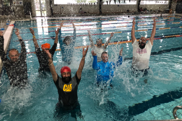 The Sikh community around Pakenham has partnered with a local pool operator and Life Saving Victoria to start a pilot adult swimming program.