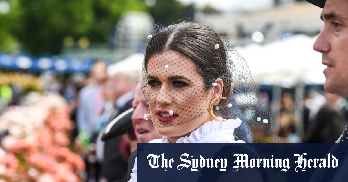 Melbourne reopens: "Flemington like a 'country race meet', as small crowd enjoys Derby Day" - Vimarsana News