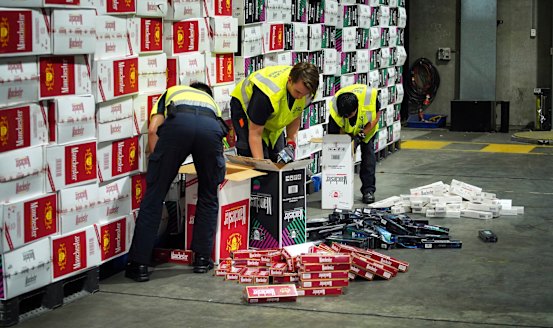 tobacco wars australia Illegal tobacco Australia: How tobacco excise fuelled organised crime in  Melbourne, Sydney and more