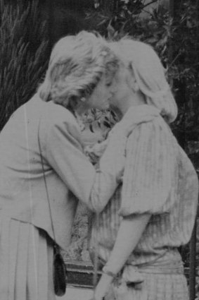 Princess Diana gives Lady Dale 'Kanga' Tryon, a farewell kiss after lunch to prove there was no rift with the Australian who was once a confidante of Prince Charles, 1986.