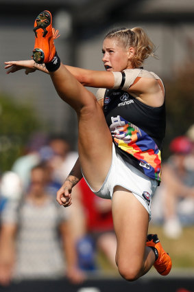 Tayla Harris in full flight. This image was removed from social media by Channel Seven but later reposted with an apology.