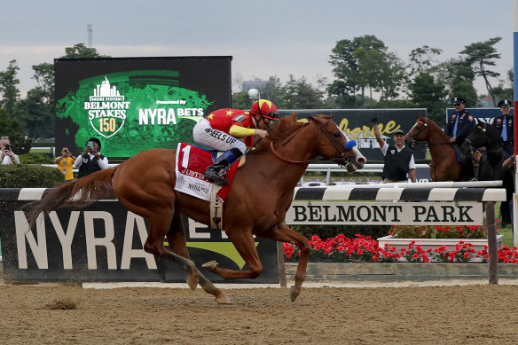 Justify wins the third leg of the Triple Crown, the Belmont Stakes.