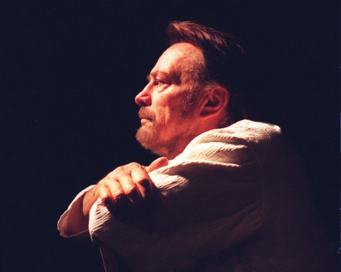 Ralph Cotterill as Macbeth at the Pilgrim Theatre, 1998.