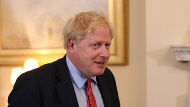 Brexit: Boris Johnson gives ground to EU as PM closes in ...