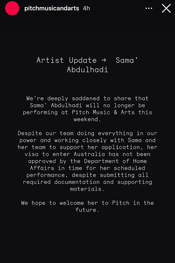 Pitch’s Instagram Story revealing the visa issue.