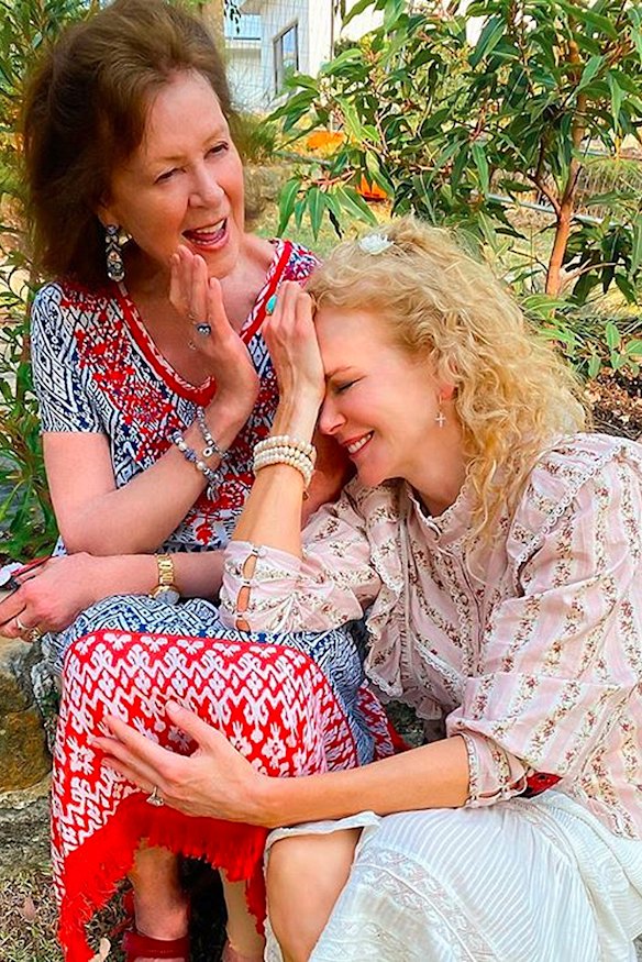 Nicole Kidman with her mother, Janelle.