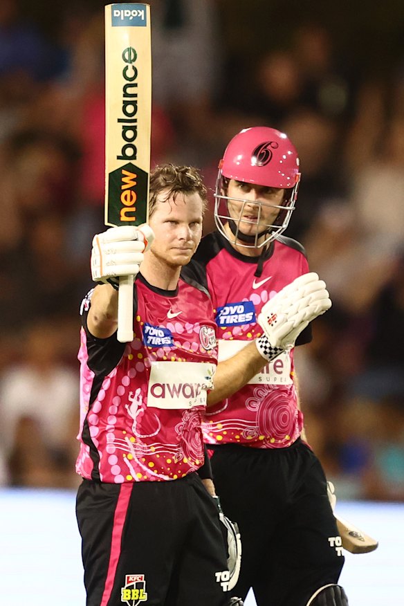 Steve Smith celebrates his BBL ton.