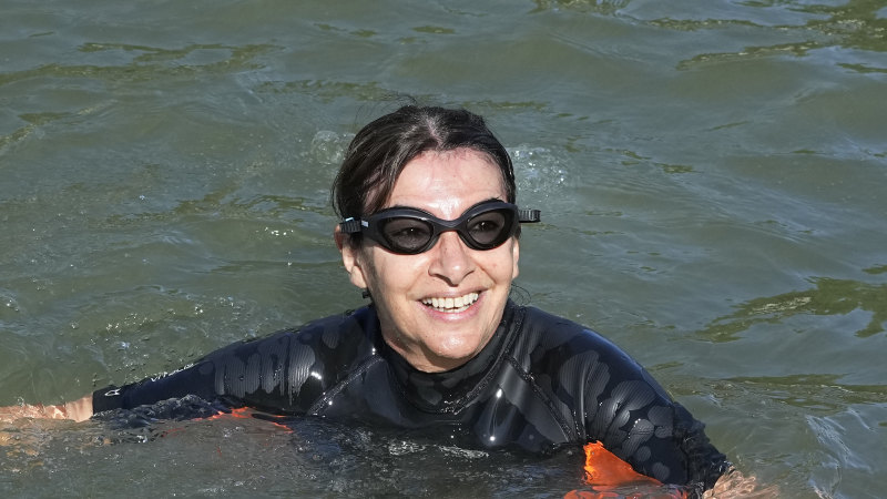 Paris mayor makes good on Seine swim vow to show it’s safe for Olympics