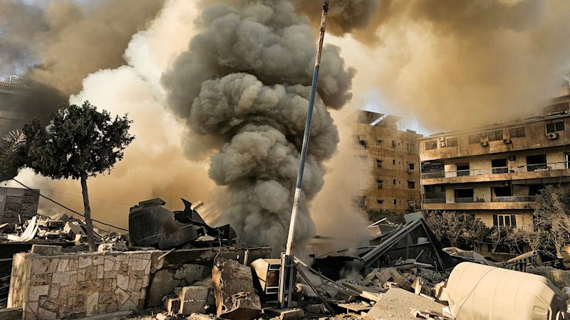 US warns ‘the big one is coming’ amid conflicting signals over war’s duration