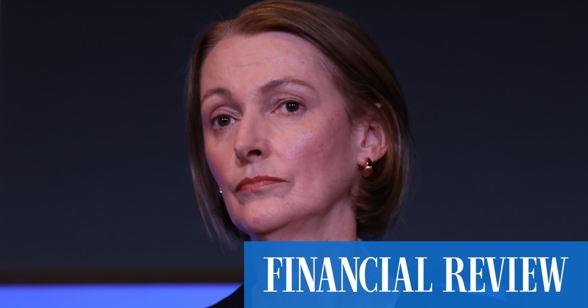 afr.com - Sam Buckingham-Jones - Telstra CEO Vicki Brady banks pay rise as revenue languishes