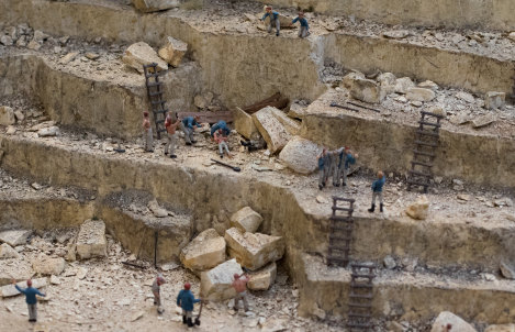Convict labourers at a quarry sourcing stone for new buildings in Sydney.