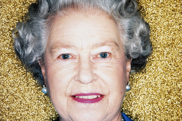 Detail of Borland’s HM Queen Elizabeth II, 2002.