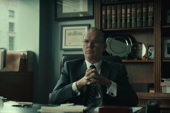 Michael Keaton as Washington lawyer Kenneth Feinberg in Worth.