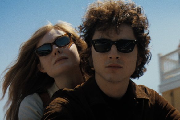 Elle Fanning and Timothee Chalamet in A Complete Unknown. 