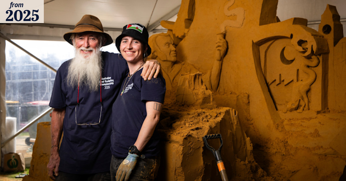 Professional sand sculptor reveals the secret to castle perfection