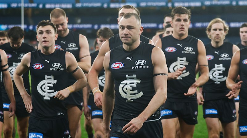 Hawks embrace the wet to bring Josh Fraser’s winning run to a sudden end; Hardwick burns Suns’ season after Crows thumping
