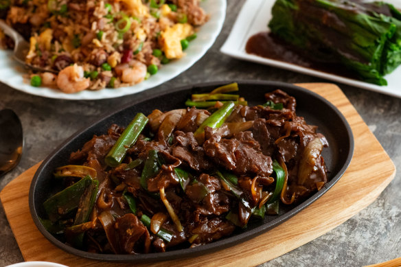 Chinese Sizzling Beef - Craving Home Cooked