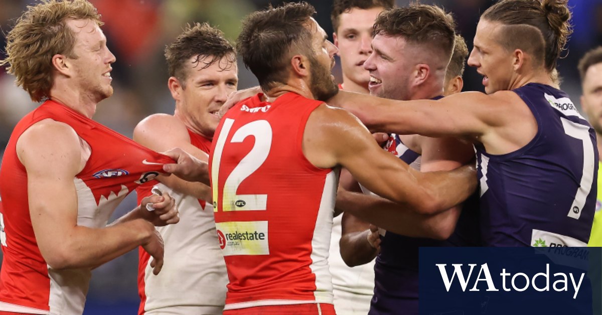 Lance Franklin Scored Six Goals But Fremantle Dockers Nat Fyfe Smashed The Sydney Swans Sydney News Today