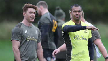 Andrew Kellaway and Kurtley Beale have a chat at Wallabies training in Edinburgh. 