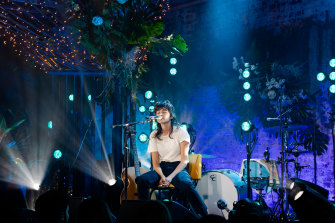 Courtney Barnett performs for MTV Unplugged.