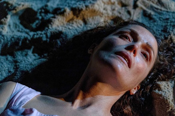 Rose Byrne foi indicada por seu papel em Se eu tivesse pernas, chutaria você.