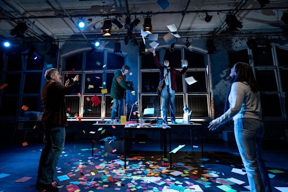 Ordinary Days plays with frustrations, eccentricities, and moments of serendipitous connection.