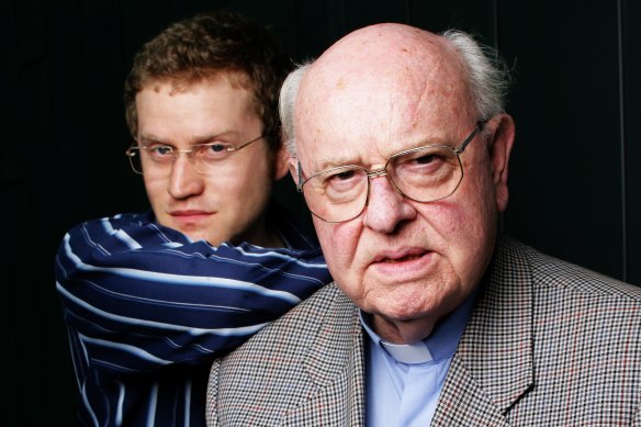 Maguire with John Safran, his co-host on SBS TV show Speaking in Tongues, in 2005.